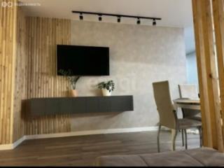 2-комн. квартира, 72 м², 2/9 этаж