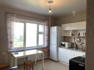 2-комн. квартира, 71 м², 7/11 этаж