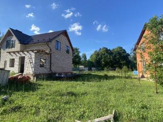  дом, 160 м², 15 соток