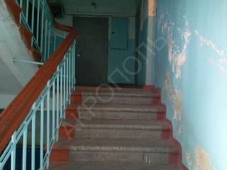 2-комн. квартира, 49 м², 2/5 этаж