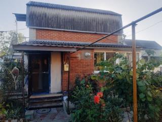 2-этажный дом, 70 м², 8 соток