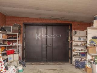 2-этажный дом, 373.7 м², 10 соток