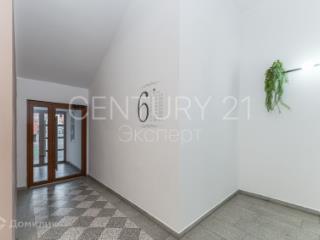 2-комн. квартира, 65 м², 8/9 этаж