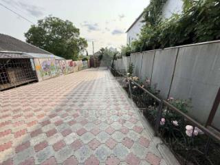 3-этажный дом, 342.7 м², 6.5 соток