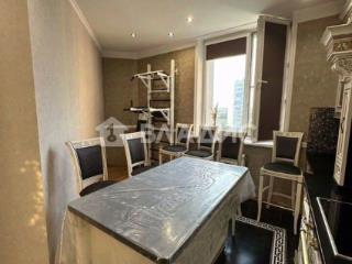 2-комн. квартира, 58 м², 8/19 этаж