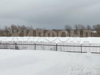  дом, 220 м², 8 соток