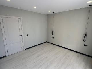2-комн. квартира, 64 м², 1/9 этаж