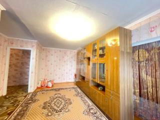 2-комн. квартира, 44 м², 3/5 этаж