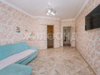  дом, 398 м², 7 соток