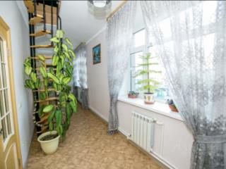 3-этажный дом, 175 м², 50 соток