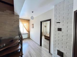 2-этажный дом, 382.4 м², 30 соток