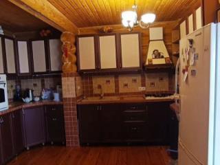 2-этажный дом, 200 м², 10 соток