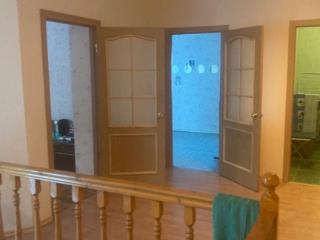  дом, 300 м², 5 соток