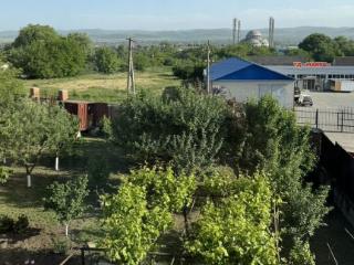  дом, 280 м², 13 соток