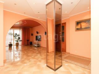 4-комн. квартира, 330 м², 8/12 этаж