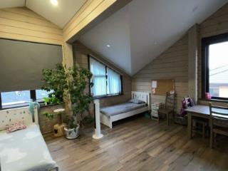 2-этажный дом, 318 м², 10.2 соток