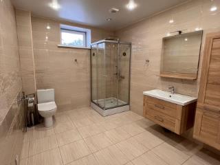  коттедж, 260 м², 10 соток