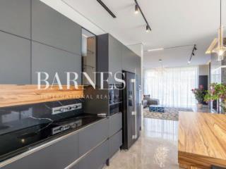 2-этажный дом, 600 м², 15 соток