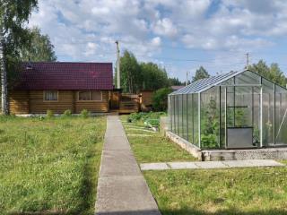  дом, 305 м², 15 соток