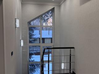  дом, 261 м², 11 соток