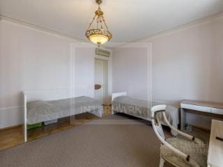 4-комн. квартира, 180 м², 12/12 этаж