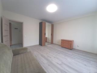 2-комн. квартира, 56 м², 3/5 этаж