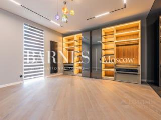 2-этажный дом, 600 м², 15 соток