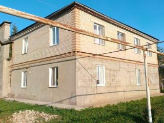  дом, 204.7 м², 77 соток