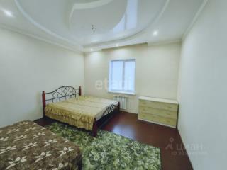 3-этажный дом, 190.5 м², 8 соток