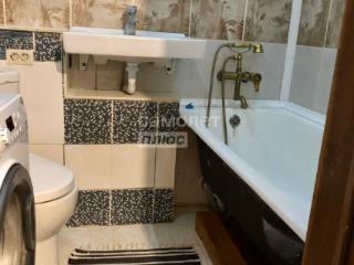 3-комн. квартира, 70 м², 2/5 этаж