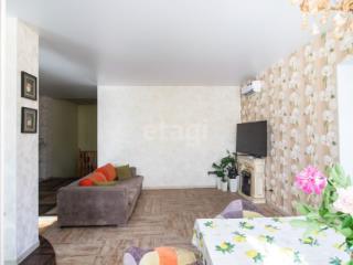 2-этажный дом, 214.3 м², 830 соток