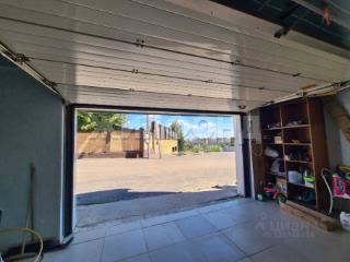 3-этажный коттедж, 230 м², 9 соток
