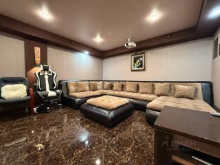 3-этажный дом, 309 м², 10 соток