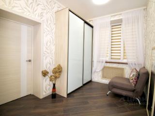 2-комн. квартира, 55 м², 2/4 этаж