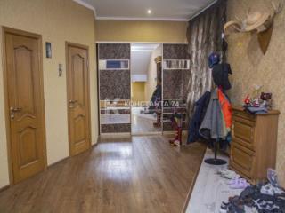 2-этажный дом, 373.7 м², 10 соток