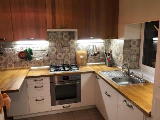 3-этажный таунхаус, 130 м², 4 сотки