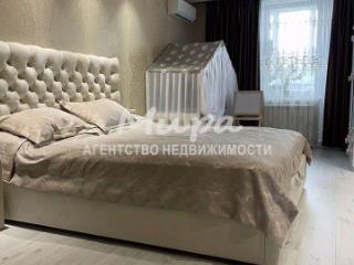 2-комн. квартира, 728 м², 8/17 этаж