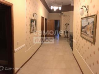 8-комн. квартира, 226.8 м², 4/5 этаж