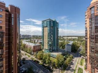 4-комн. квартира, 180 м², 12/12 этаж