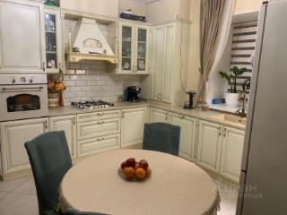 3-этажный дом, 184 м², 3 сотки