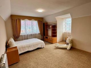 2-этажный коттедж, 160 м², 18.2 соток