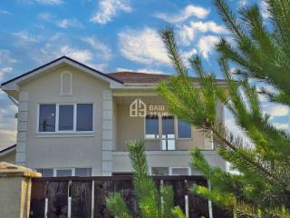 2-этажный дом, 233 м², 8.6 соток