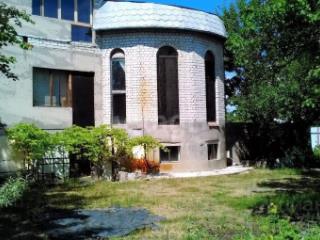 2-этажный дом, 329 м², 12 соток