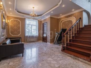 3-этажный дом, 495 м², 20 соток