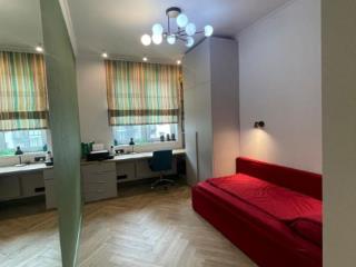 4-комн. квартира, 159 м², 4/6 этаж