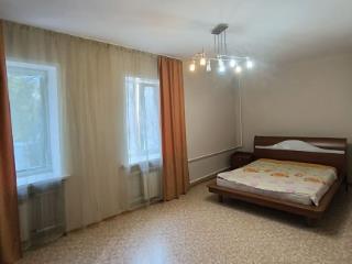 3-комн. квартира, 76.4 м², 2/4 этаж