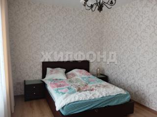  дом, 220 м², 8 соток