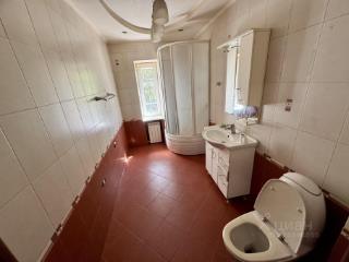 4-этажный дом, 365.5 м², 14.8 соток