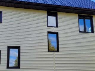  дом, 198 м², 8 соток