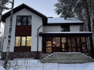  дом, 261 м², 11 соток